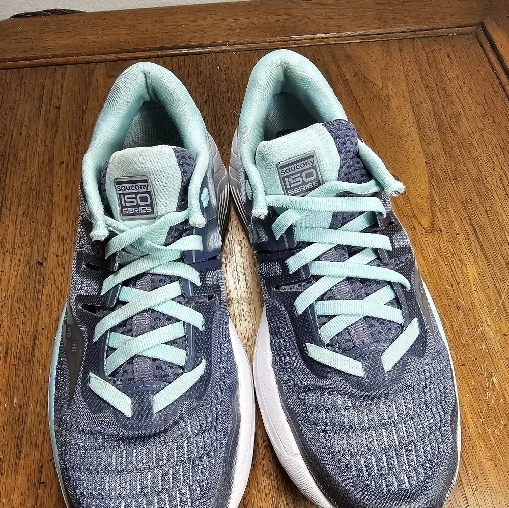 Saucony ISO SERIES Running Shoes Women's Size 7